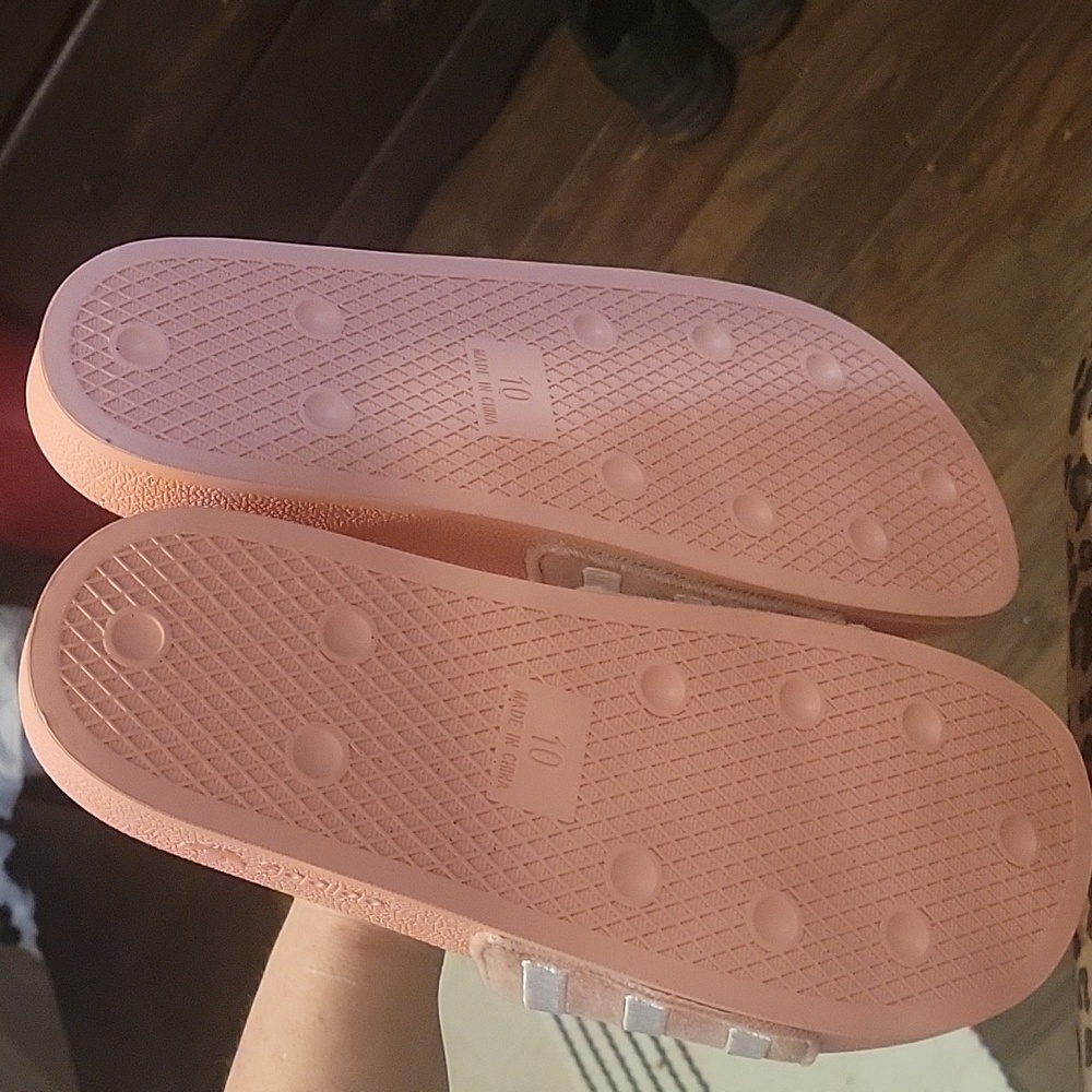 Pink Adidas Slides - Picture 4 of 4